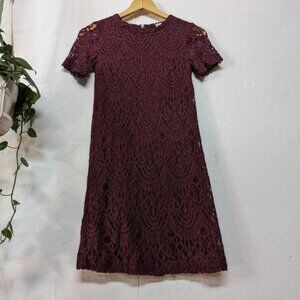 H & M Burgundy lace mini dress, zip back, short sleeve, party, women's size 4 F6